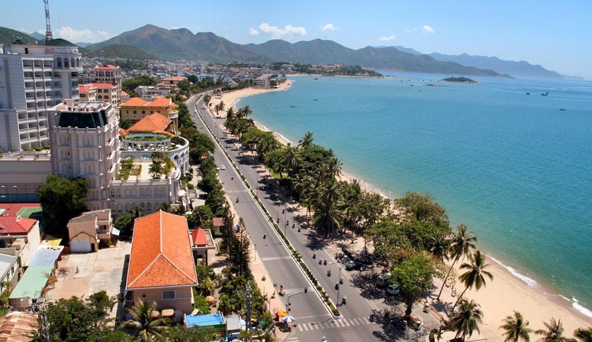Săn vé máy bay giá rẻ từ Vinh đi Nha Trang