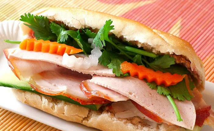  vé máy bay Huế đi Sài Gòn Jetstar 4